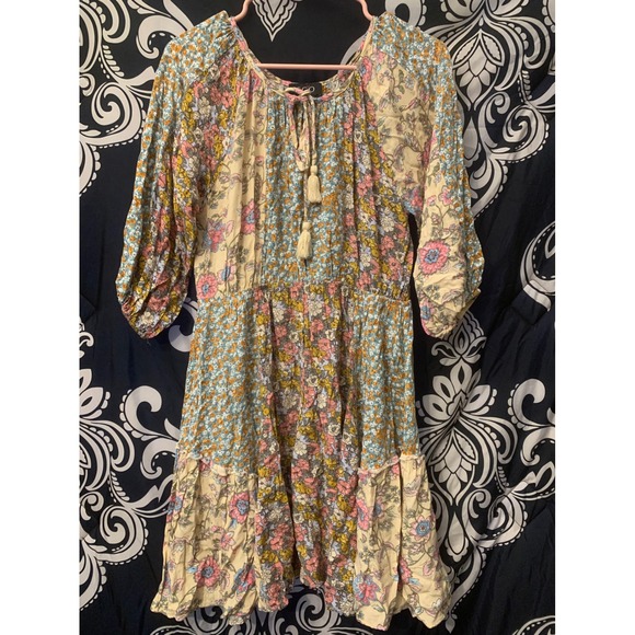 Gigio Dresses & Skirts - GiGio USA Womens Small Patchwork Floral Tassel Tie Mini Dress Boho Mixed Print